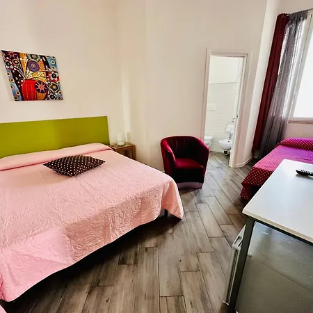 Dafne Centro לינה וארוחת בוקר