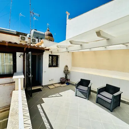 Bed & Breakfast Dafne Centro *