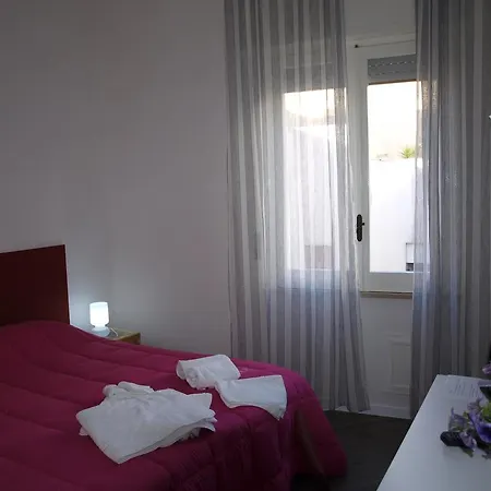 Dafne Centro Frühstückspension