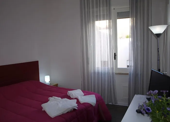 Dafne Centro לינה וארוחת בוקר