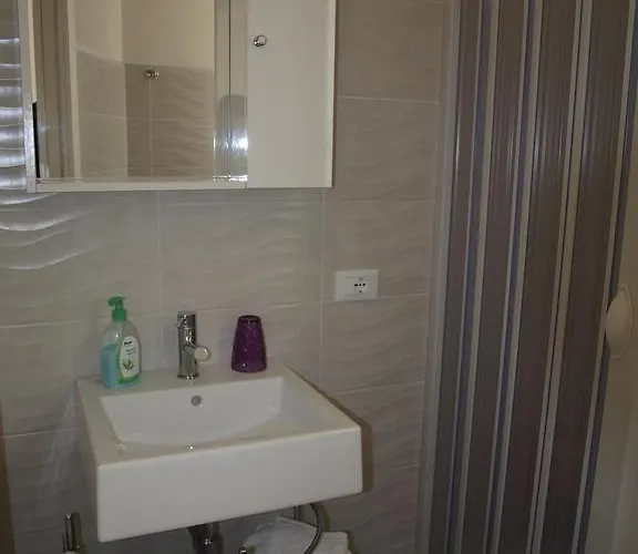 B&B Dafne Centro 마르살라