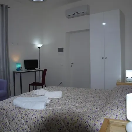 Dafne Centro Couette-café